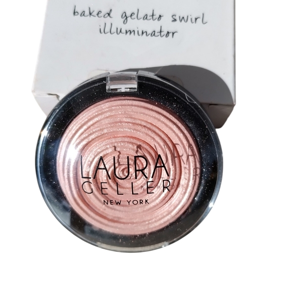 Laura Geller Baked Gelato Swirl Illuminator - Charming Pink - Picture 3 of 6